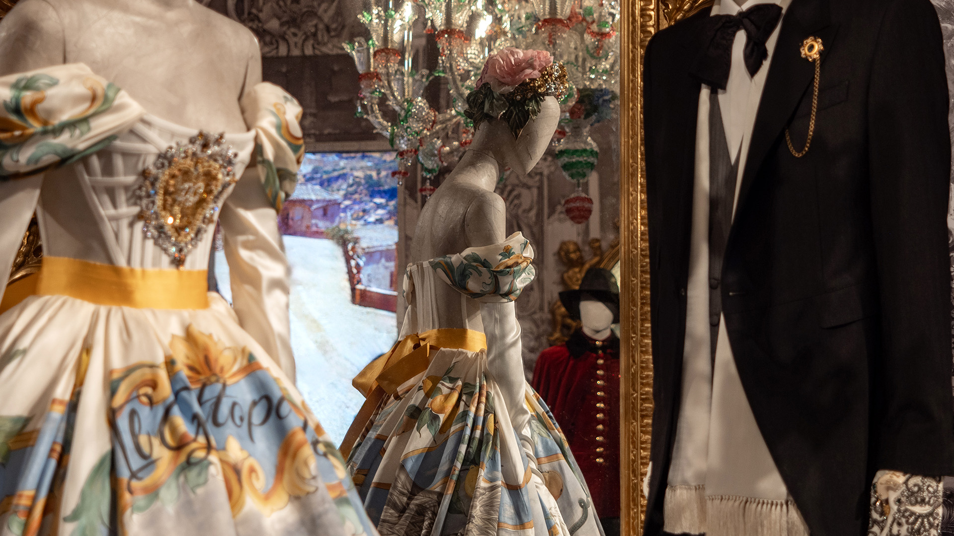 dolce-and-gabbana-mostra-palazzo-real-dal-cuore-alle-mani-gattopardo-banner